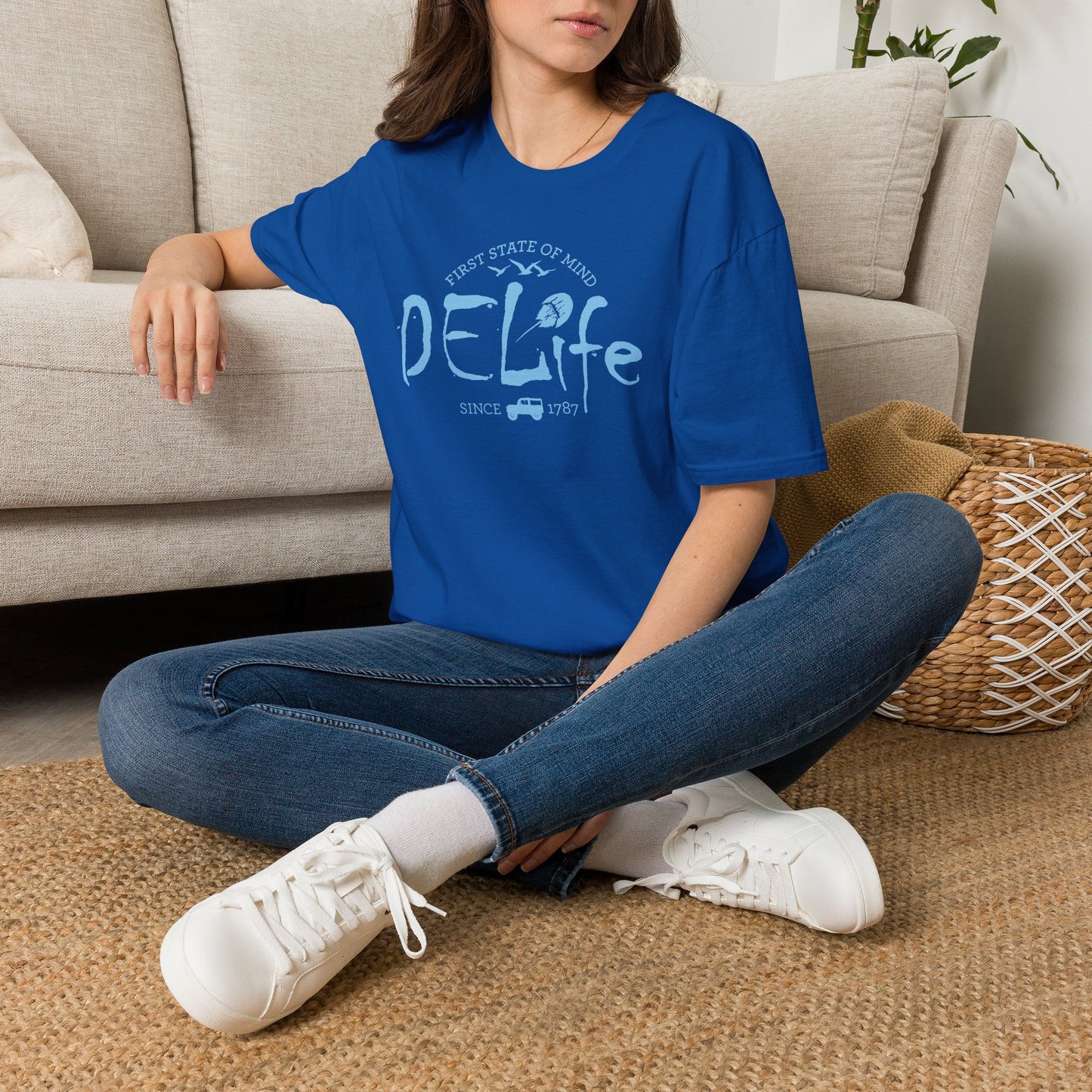 DeLife Tee