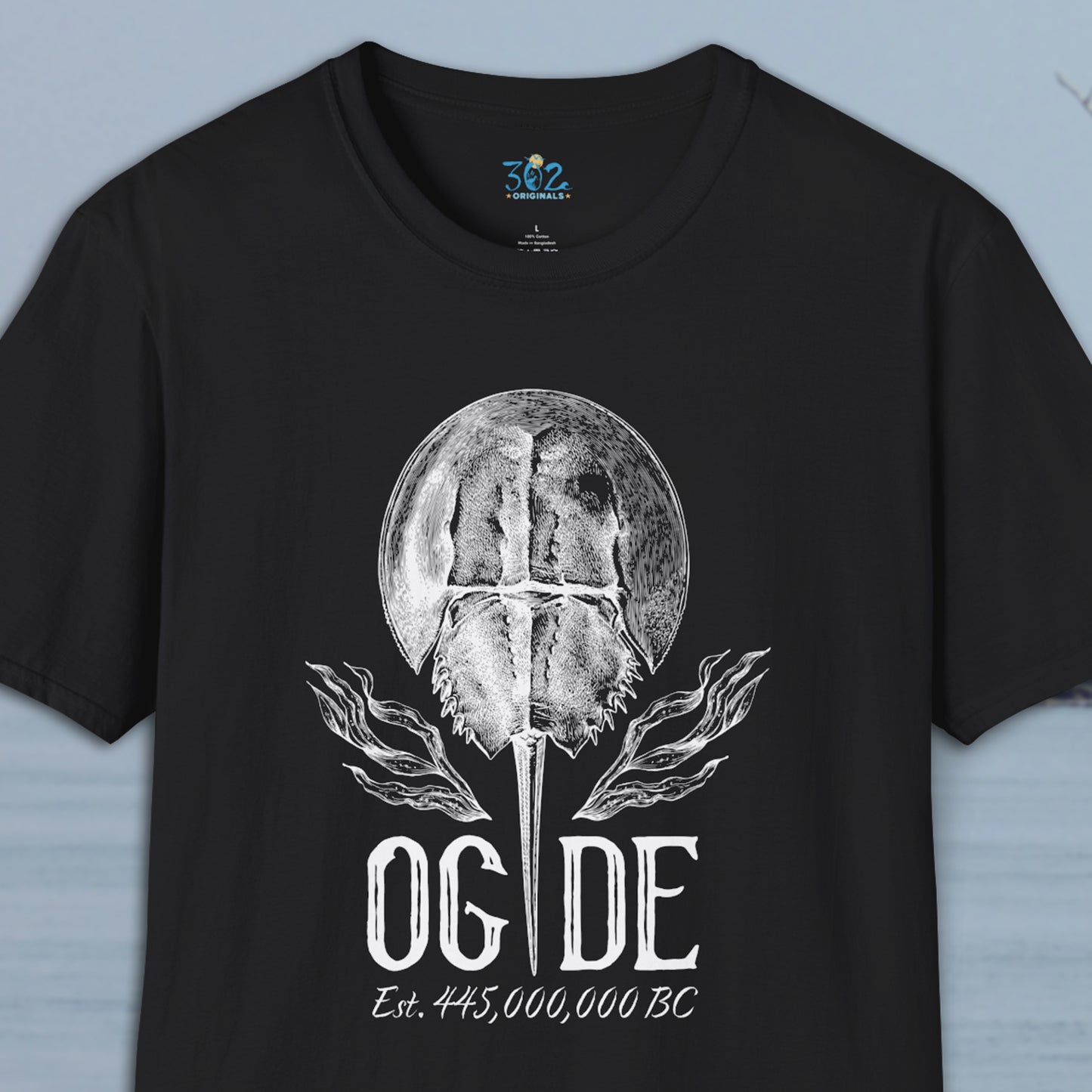 DE OG Horse shoe Crab Shirt Front