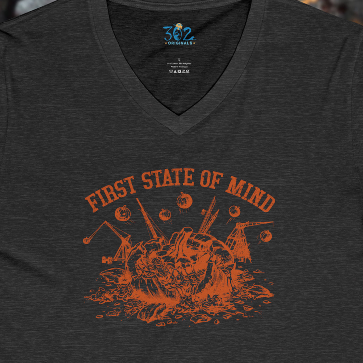 Delaware First State of Mind Pumpkin Chunkin Unisex V neck