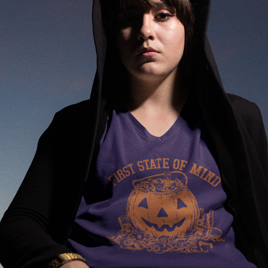 First State of Mind Halloween Pumpkin & Candy V neck | 302 Originals