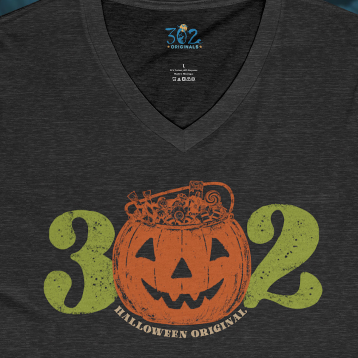 Halloween Pumpkin & Candy V neck | 302 Originals